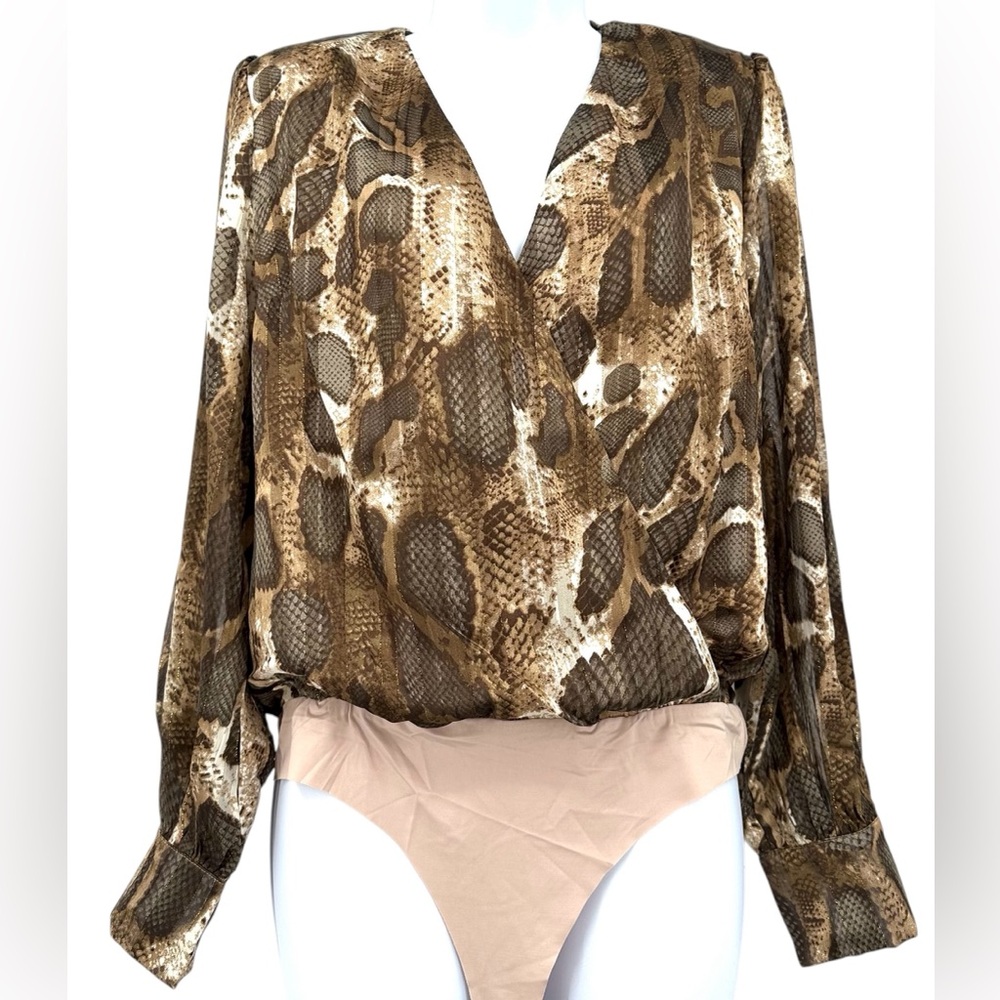 Strut & Bolt Women’s M Brown Animal Print Faux Wrap BodySuit Blouse NWT Long Slv